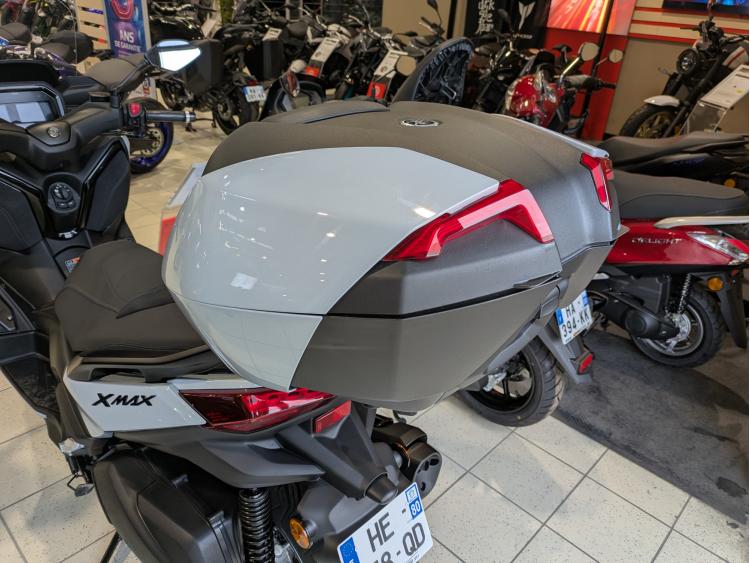 YAMAHA XMAX 300 Tech Max 2025