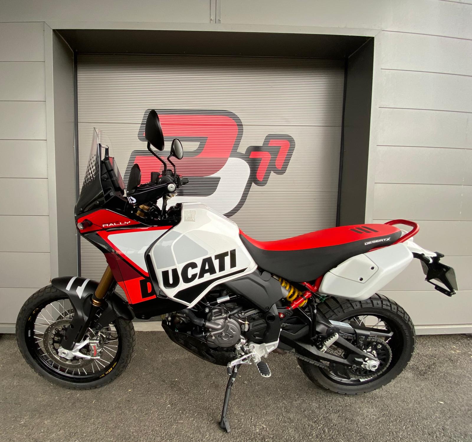 DUCATI DESERT X RALLY