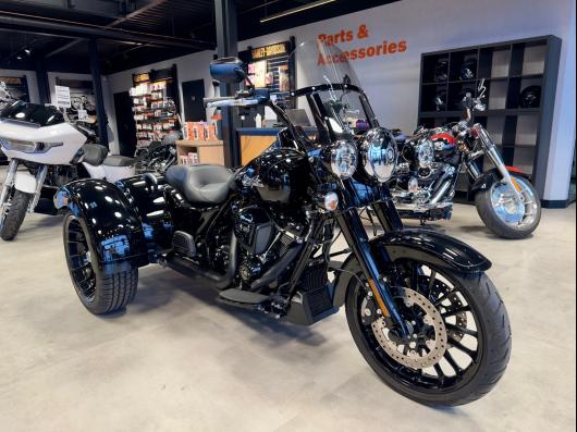 HARLEY-DAVIDSON TRIKE FREEWHEELER 1868