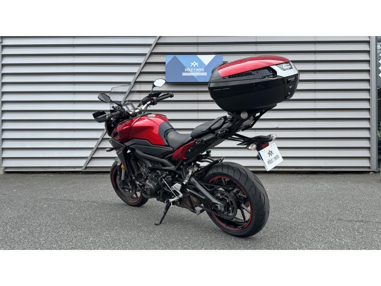 YAMAHA TRACER 9