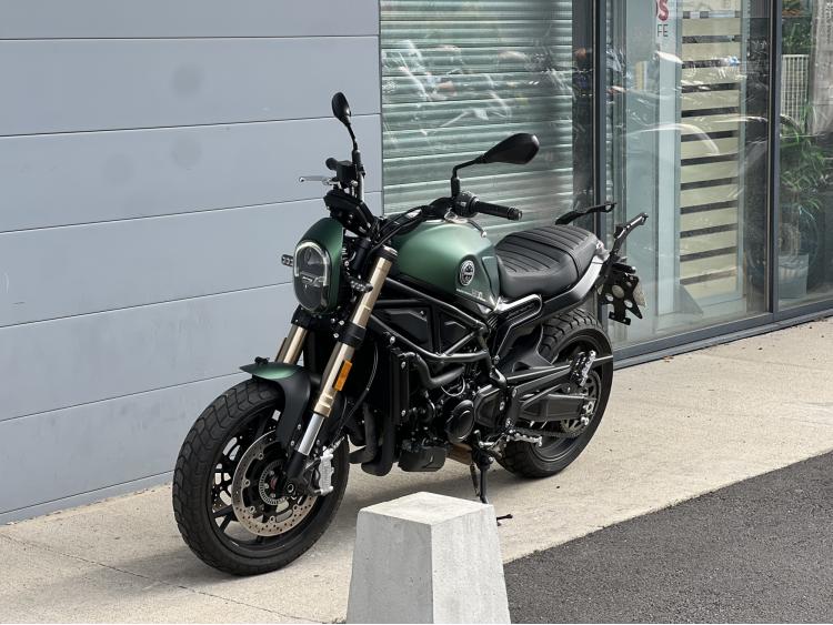 BENELLI LEONCINO 800