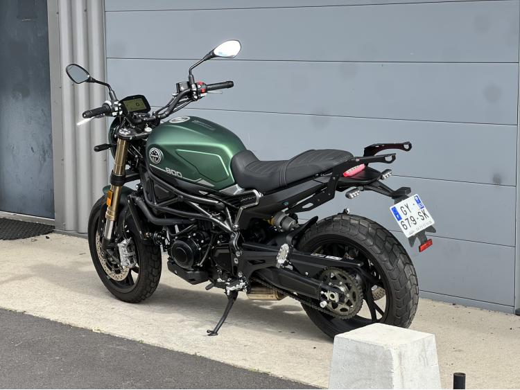 BENELLI LEONCINO 800