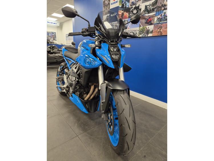 SUZUKI GSX-8S