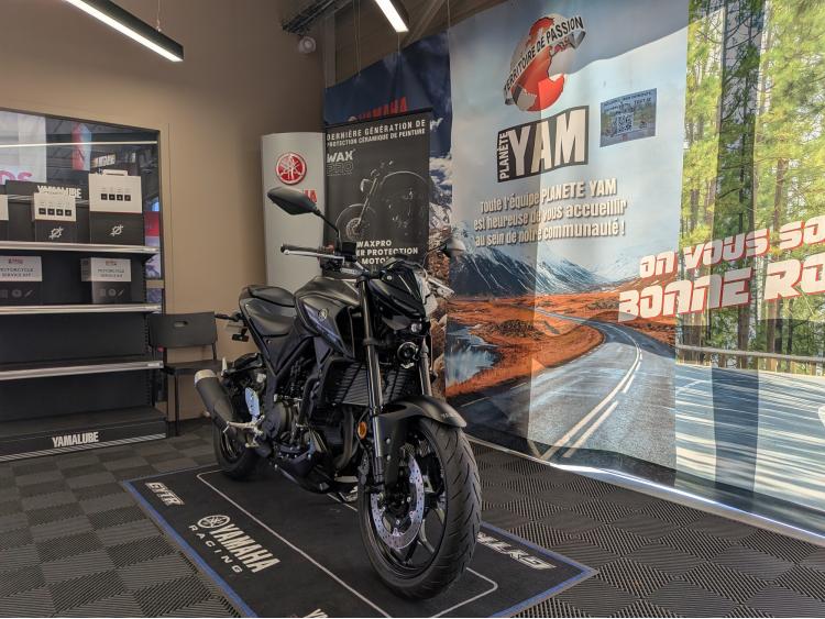 YAMAHA MT-03