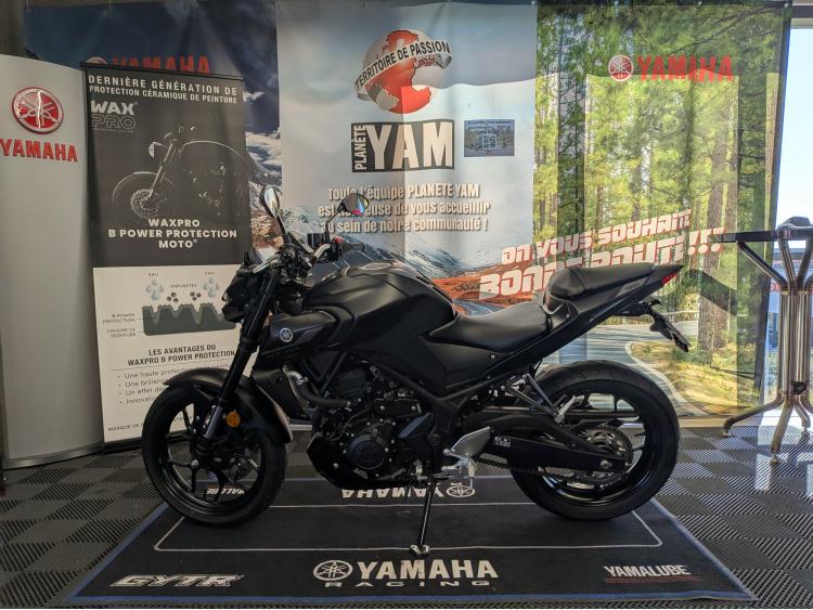 YAMAHA MT-03