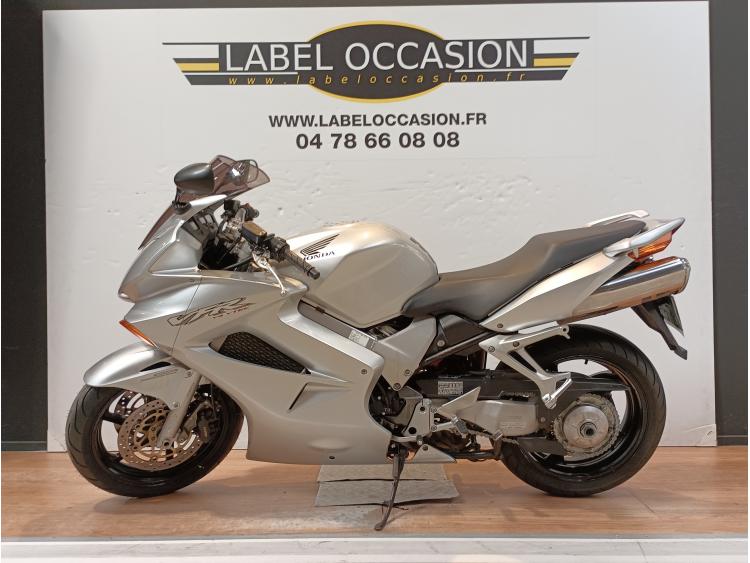 HONDA VFR 800 V-TEC