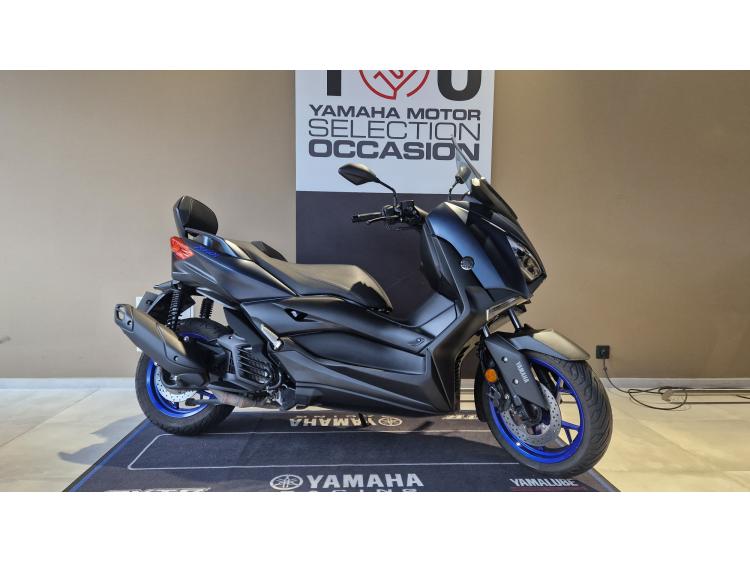 YAMAHA XMAX 125 garantie 12 mois