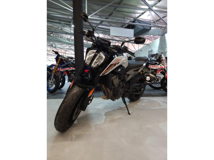 KTM 790 DUKE L