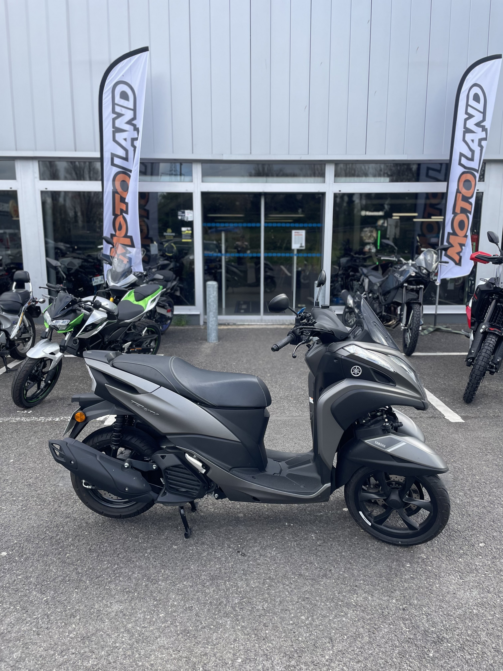 YAMAHA TRICITY 125