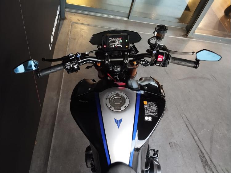 YAMAHA MT-09 SP
