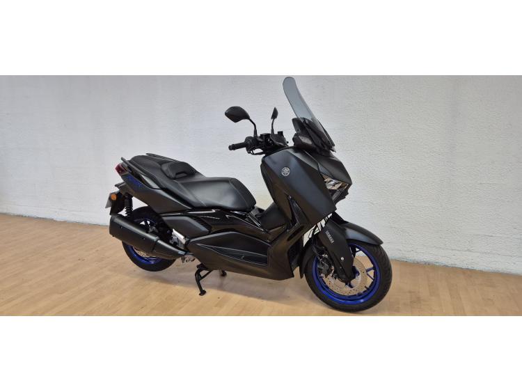 YAMAHA XMAX 300 icon black