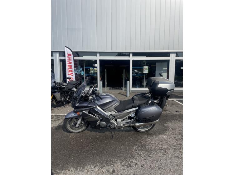 YAMAHA FJR 1300
