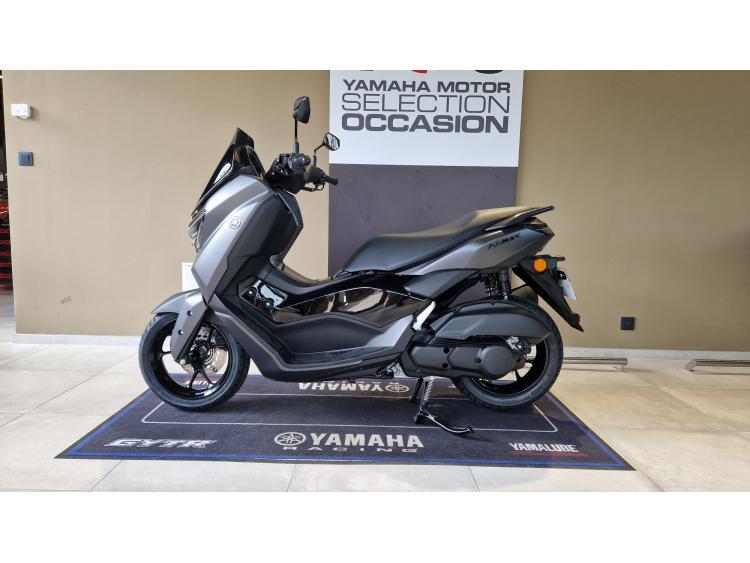 YAMAHA NMAX 125
