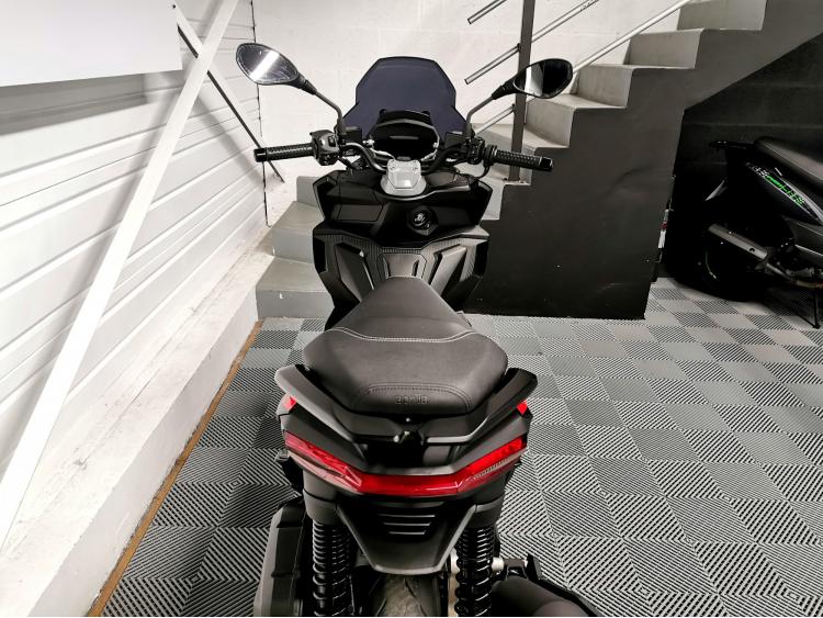 APRILIA SR 125 GT REPLICA - 1ERE MAIN - SR125