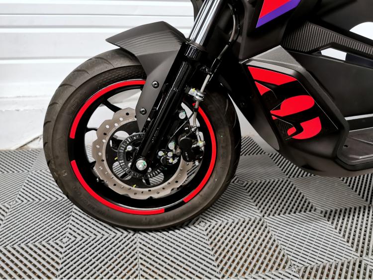 APRILIA SR 125 GT REPLICA - 1ERE MAIN - SR125