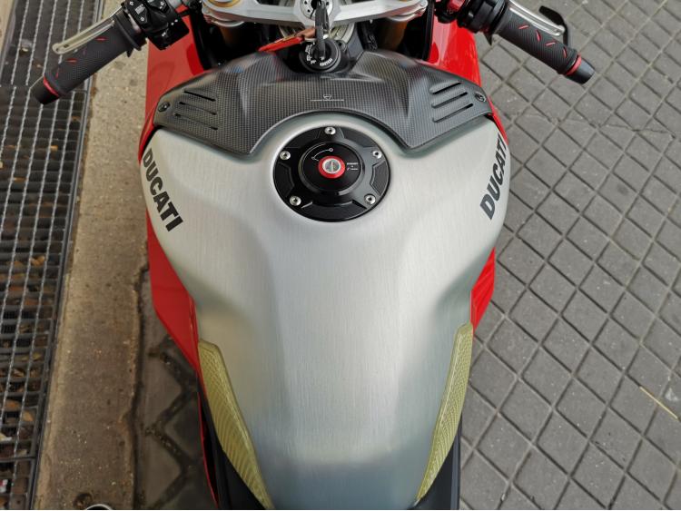 DUCATI PANIGALE V4R 