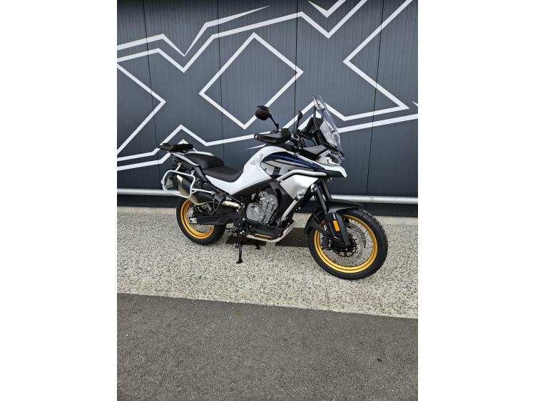 CF MOTO 800MT Explore Dispo Noir ou Blanc