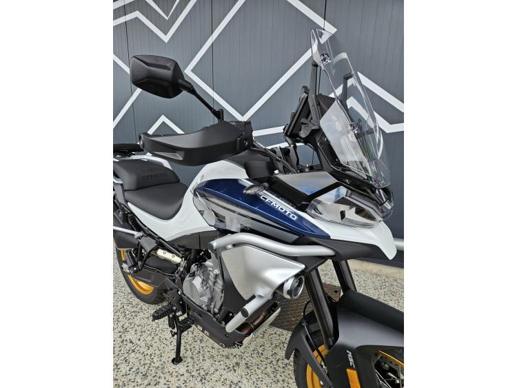 CF MOTO 800MT Explore Dispo Noir ou Blanc