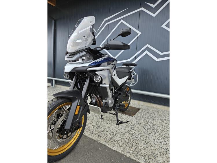 CF MOTO 800MT Explore Dispo Noir ou Blanc