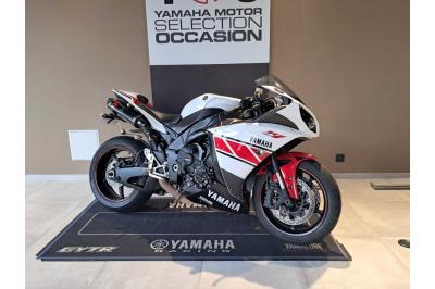 YAMAHA YZF 1000 R1