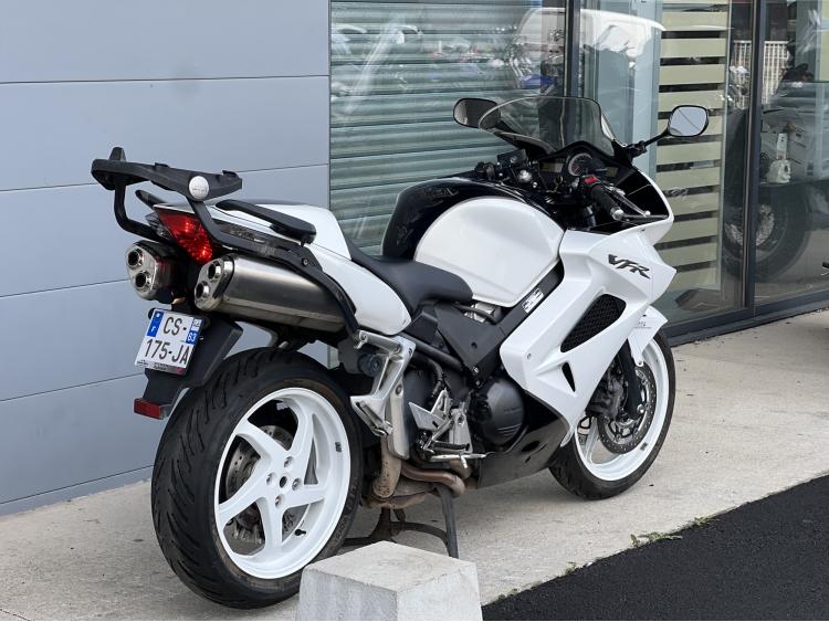 HONDA VFR 800 VTEC
