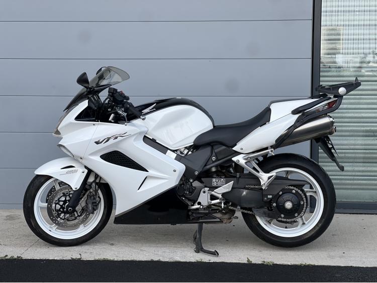HONDA VFR 800 VTEC