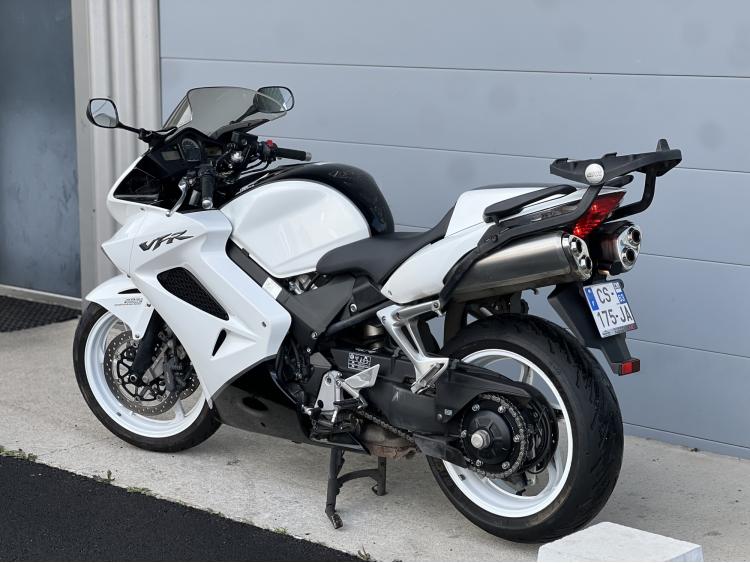 HONDA VFR 800 VTEC