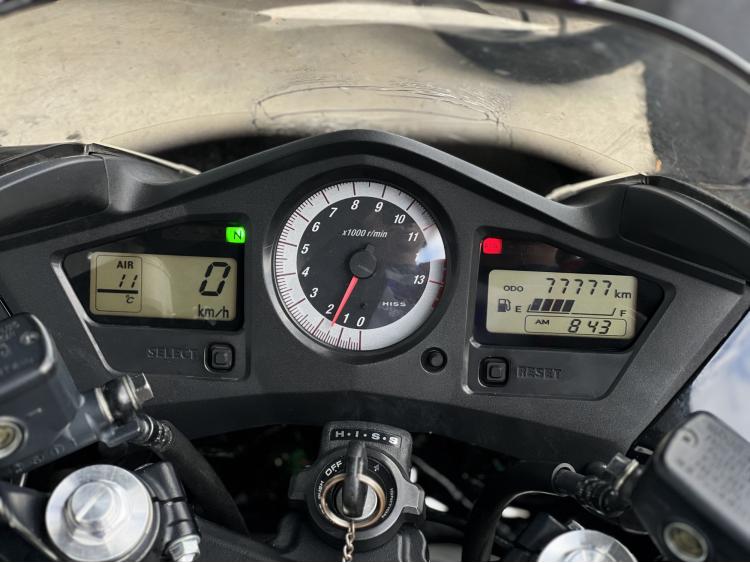 HONDA VFR 800 VTEC