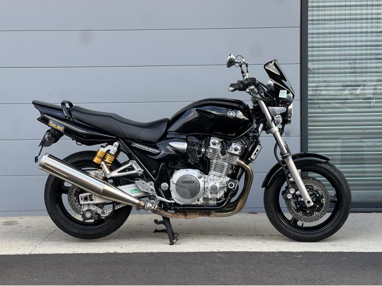 YAMAHA XJR 1300