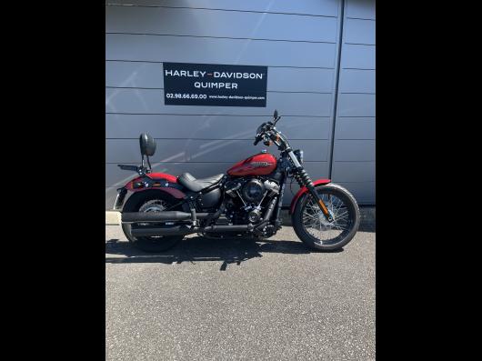 HARLEY-DAVIDSON SOFTAIL STREET BOB 1745