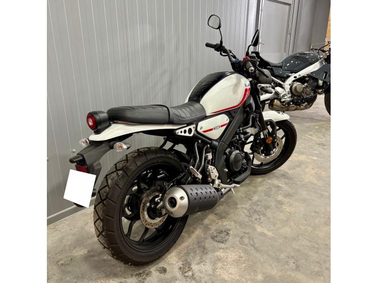 YAMAHA XSR 125
