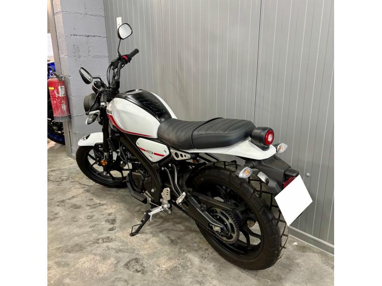 YAMAHA XSR 125