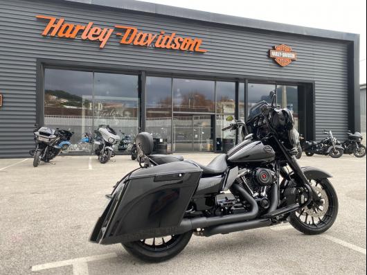 HARLEY-DAVIDSON TOURING STREET GLIDE 1868 SPECIAL