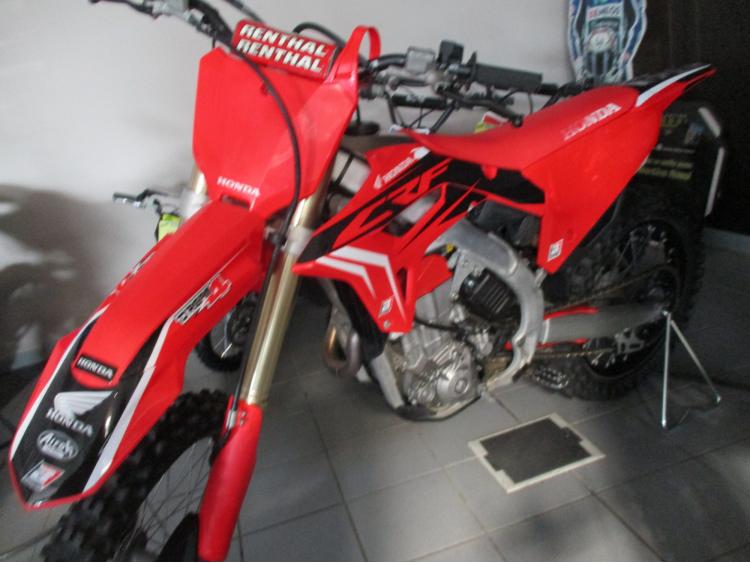 HONDA CR450F