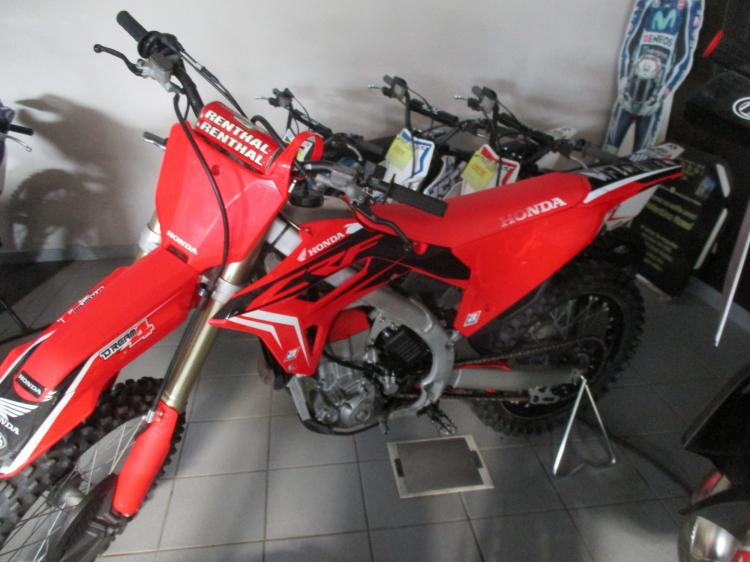 HONDA CR450F