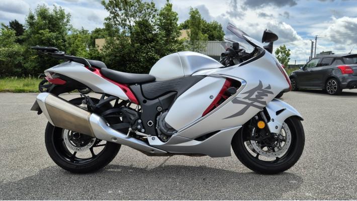 SUZUKI GSX-R 1340 HAYABUSA