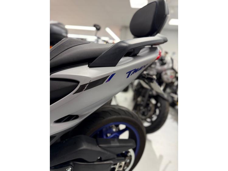 YAMAHA T-MAX 560 Icon Grey