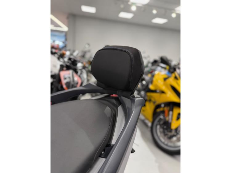 YAMAHA T-MAX 560 Icon Grey