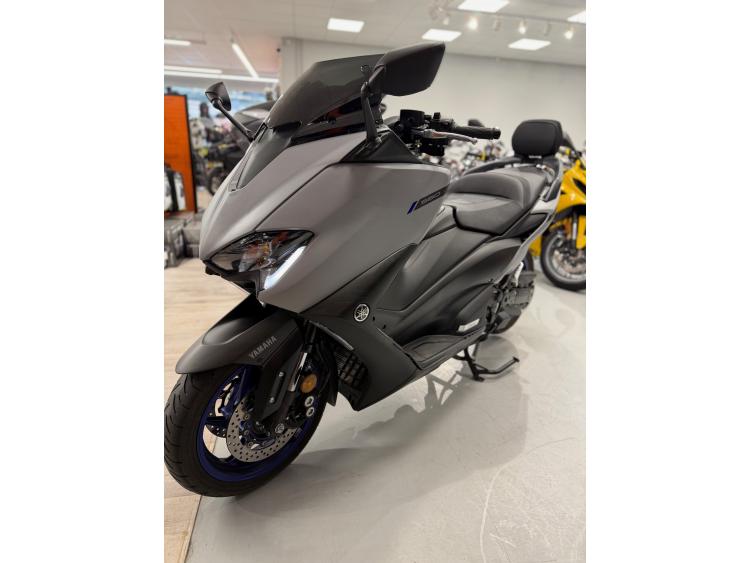 YAMAHA T-MAX 560 Icon Grey