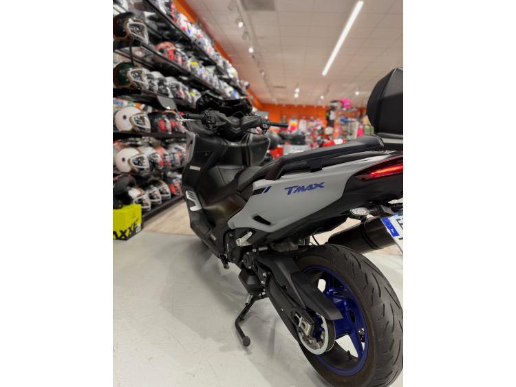 YAMAHA T-MAX 560 Icon Grey