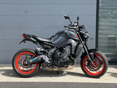 YAMAHA MT-09