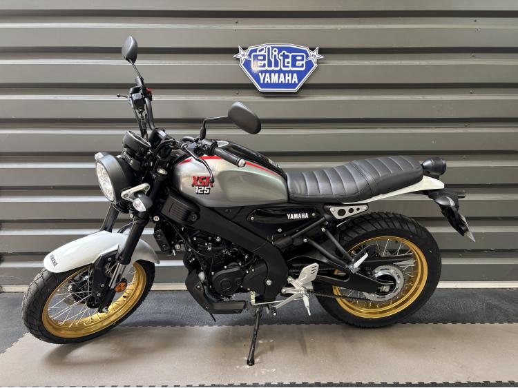 YAMAHA XSR 125 LEGACY 2025 - Livraison