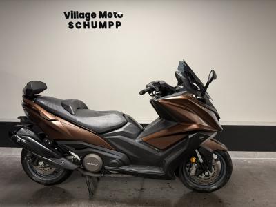 KYMCO AK 550