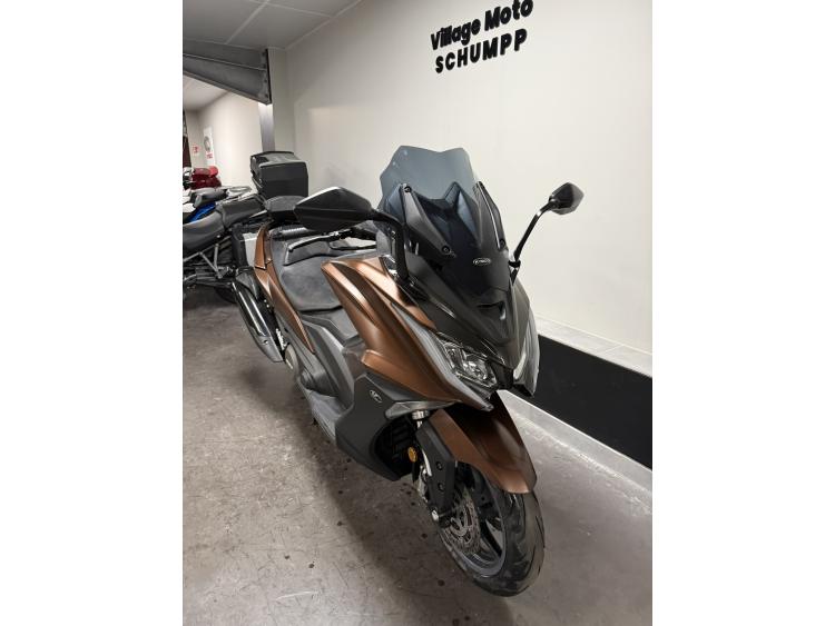 KYMCO AK 550