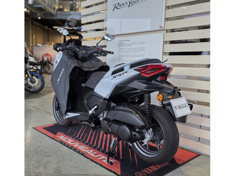 YAMAHA X-MAX 125 TECH MAX