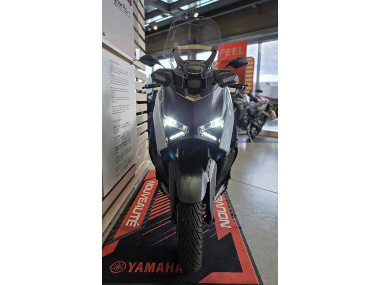 YAMAHA X-MAX 125 TECH MAX