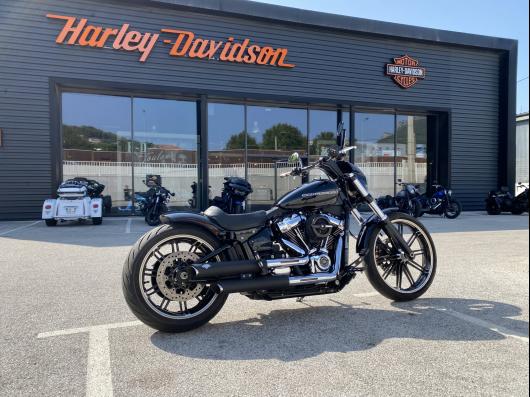 HARLEY-DAVIDSON SOFTAIL BREAKOUT 1745