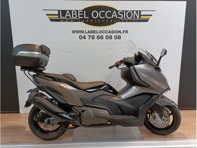 KYMCO AK 550