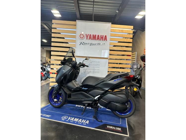 YAMAHA XMAX 300