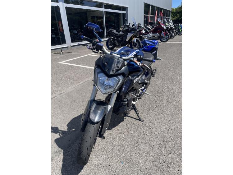 YAMAHA MT-125